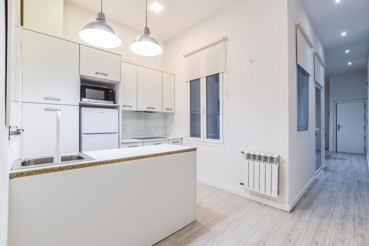 Amplio Apartamento En Malasana Para 6 Personas Madrid Exterior photo