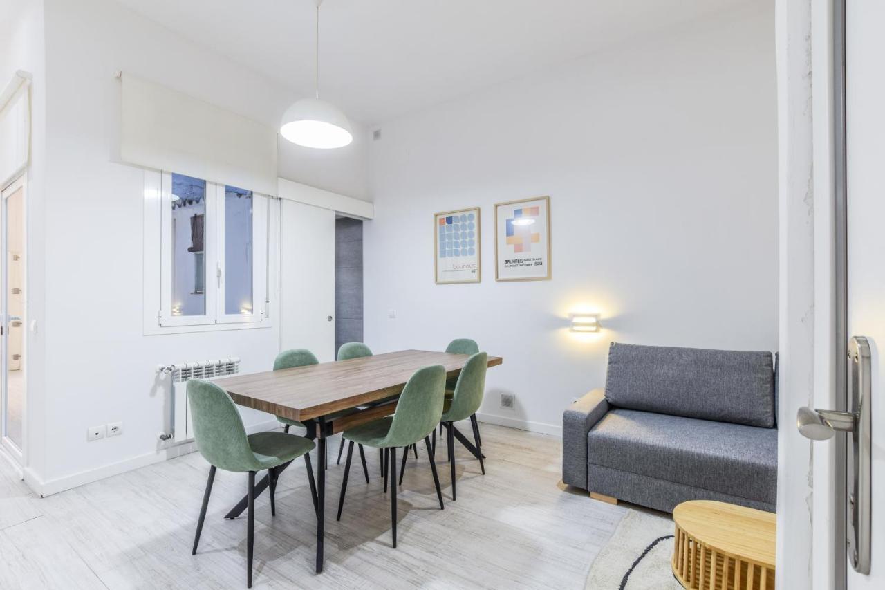 Amplio Apartamento En Malasana Para 6 Personas Madrid Exterior photo
